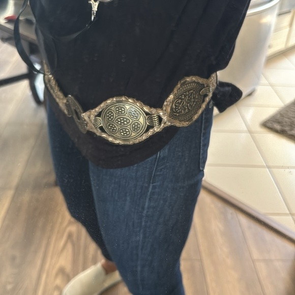 Brass disc style elastic with metallic leather snap belt perfect for festivals main image 7